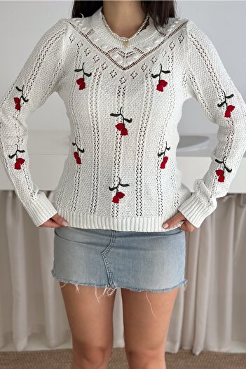 FEMELLE White Floral Embroidered Openwork Knitwear Sweater Standard Size