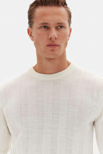 Twn Slim Fit Ecru Rib Knit Sweater