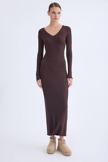 Vitrin V-Neck Long Sleeve Ribbed Dress