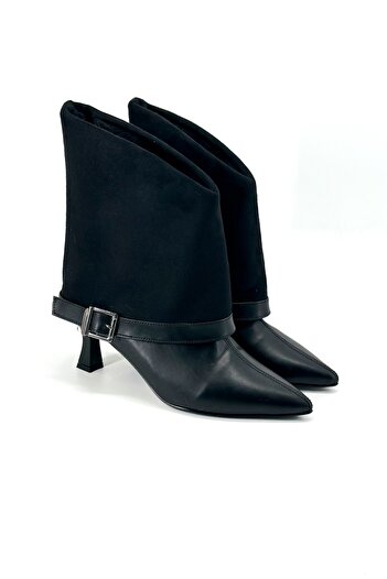 Shoebutik Γυναικείες μπότες με τακούνι με λεπτομέρεια μαύρης ζώνης Dorcel