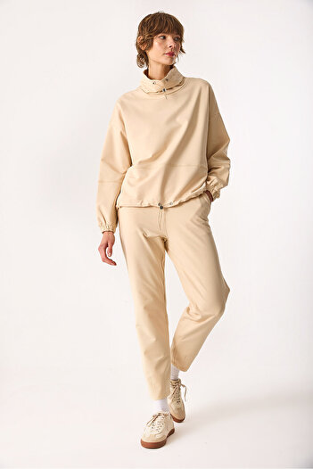 VENA Norah Relaxed Fit Sweatpants-Stone