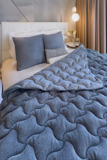 Sofline Double Welsoft Quilt - Double Sided, Soft, Lightweight (220 X 190cm)