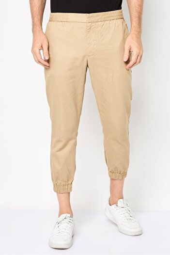 Lacoste Men Custom Slim Fit Solid Jogger Pants, Khaki