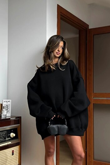 The Champ Clothing Γυναικείο φούτερ φόρεμα Oversize Basic Μαύρο – Λαιμόκοψη, 3 κλωστές από φλις με ανάλαφρο χρώμα