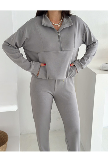 Gugus Women's Half-Zip Model Elastic Waist Narrow Leg Sweatpants Set
