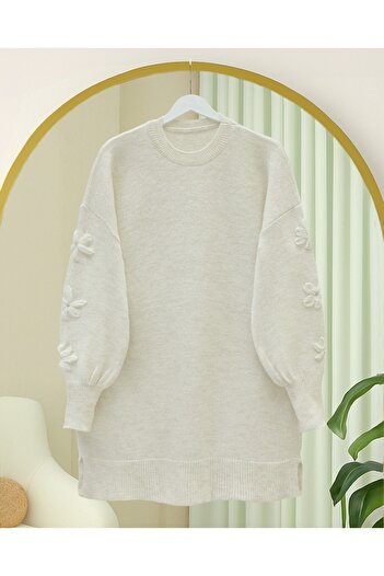 Modamorfo Round Neck Soft Knit Sweater with Handle Flower Detail - Ecru