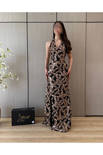Knoz Style Black and gold evening dress, classic cut and shiny embroidery