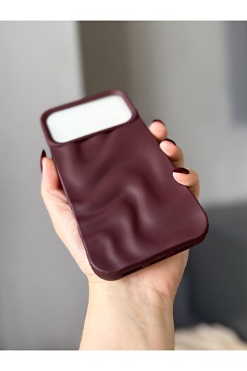 MİRAZ TASARIM iPhone 17 Pro Max 3D Wavy Bordure Soft Silicone Case