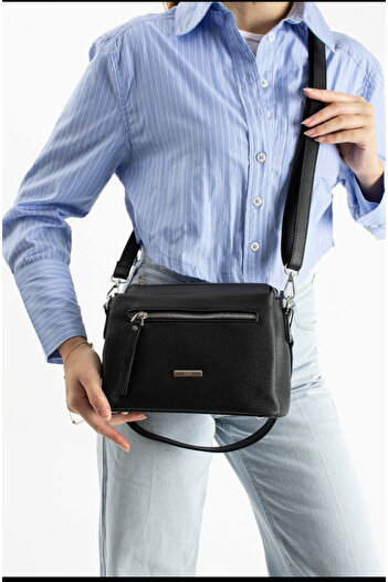 Senna Collection Very Stylish Both as a Handbag and as a Crossbody Bag