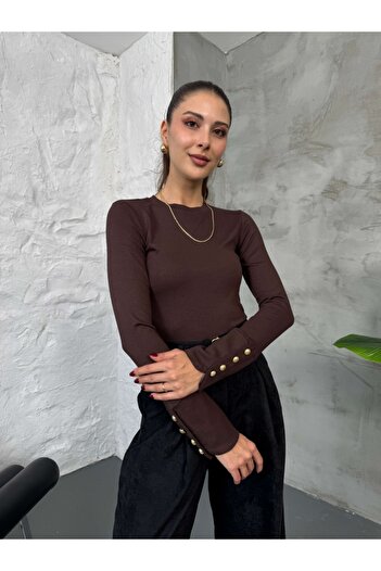 Elif Özbey Butik Μπλούζα με χρυσά κουμπιά σε χρώμα Bitter Brown