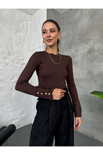 Elif Özbey Butik Μπλούζα με χρυσά κουμπιά σε χρώμα Bitter Brown