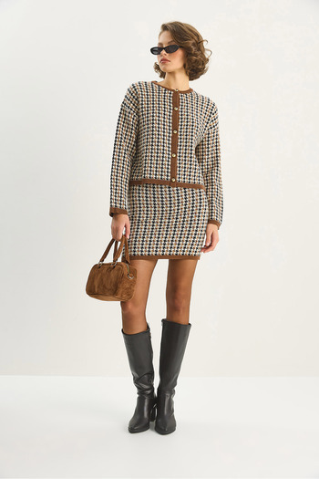 Bianco Lucci Women's Crew Neck Gold Button Detailed Cardigan Mini Skirted Houndstooth Patterned Suit Tt241054 60283649