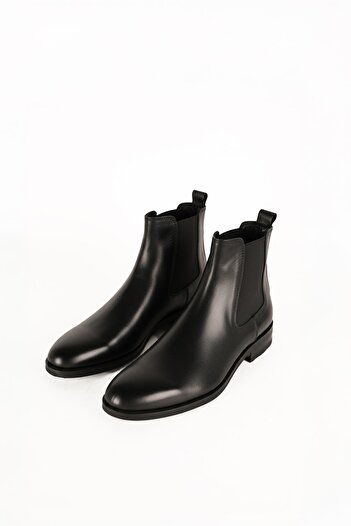 GIESTO Classic Leather Black Boots