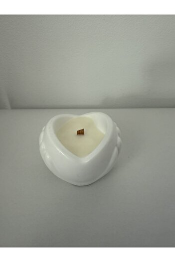 BY CLEO BELLATRIX SCENTED CANDLE