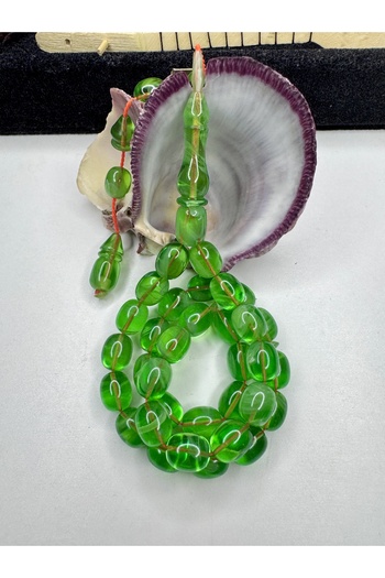 İskenderun Tesbihcilik Reşit Zayed Skillfully Crafted Light Green Light Moire Fire Amber Prayer Beads