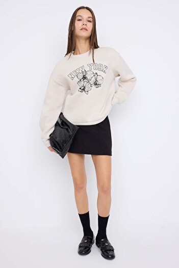Trendyol Collection Teen Stone-Print Oversize-/Weitform-Fleece-Sweatshirt TWOAW26SW00216