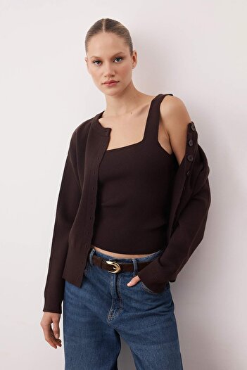 Trendyol Collection Brown 2-Piece Premium Yarn/Special Yarn Crew Neck Basic Knitwear Cardigan-Blouse Set Twoaw26Hi00124