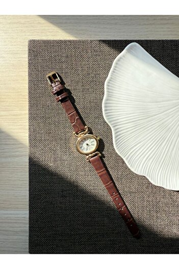 QUARTZ Retro Minimal Vintage Leather Cord Women Wristwatch Butterfly Model Bb0057
