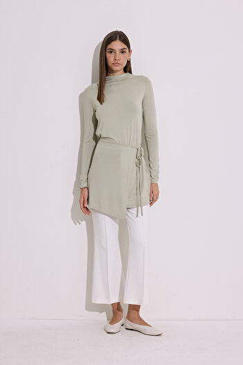 Manuka Drapey Bluse with Tie Detail Pastel Green