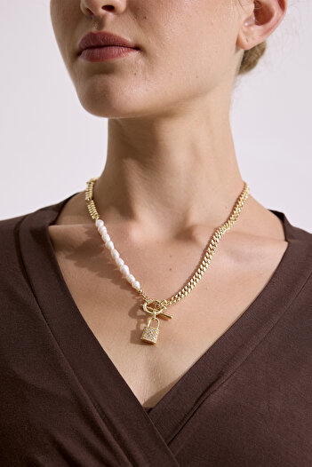 Manuka Lock Patterned Design Necklace Standard