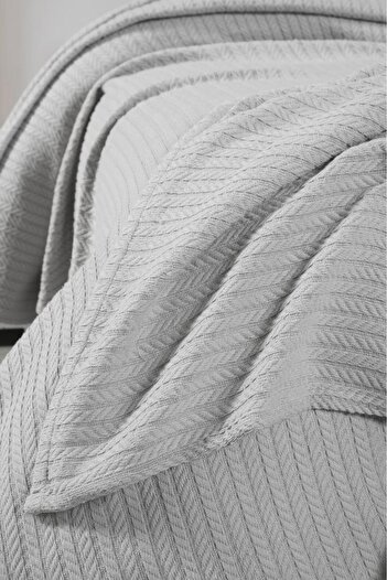 Mulberry Pike with a Pool, Knitted Blanket, Thick Yarn, Home Decoration, Double Size 220*240