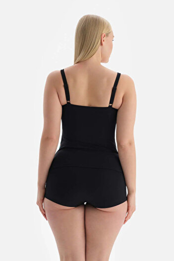 Dagi Black Gathering Short Shorts