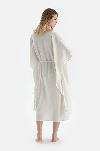 Dagi Ecru Long Kimono