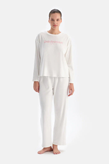 Dagi Ecru Print Detailed Long Sleeve Velvet Pajama Set