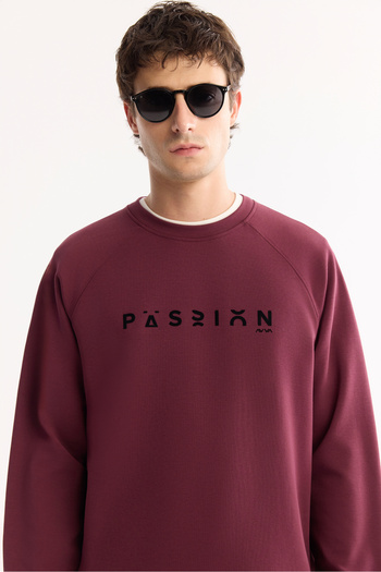 Avva Men's Plum Cotton Printed Interlock Regular Fit Sweatshirt A52Y1249
