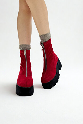 inizio Γυναικείες μπότες με χοντρή σόλα Red Suede P9020