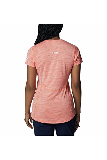 Columbia W Titan Pass Graphic - Women's Short Sleeve T-Shirt