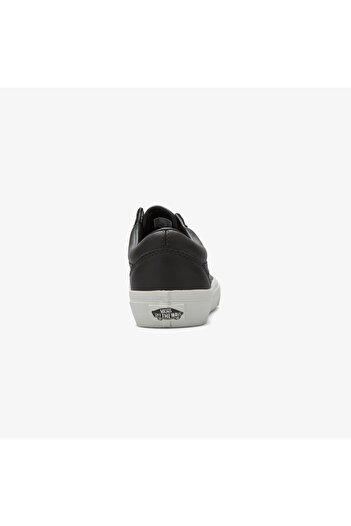 Vans Old Skool Women's Black Sports Shoes