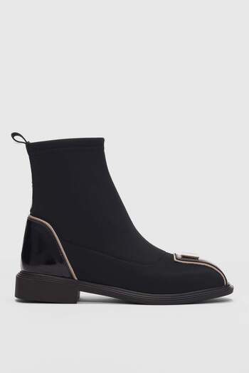 selinshoes Snug Front Square Accessory Detailed Women's Stretch Boots-Black