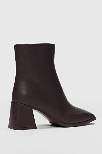 selinshoes Aris Front Line Detailed Blunt Toe Women's Boots-Brown