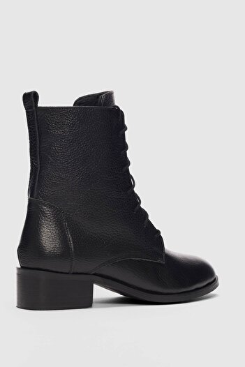 selinshoes Tera Lace Detailed Zippered Women's Boots-Black
