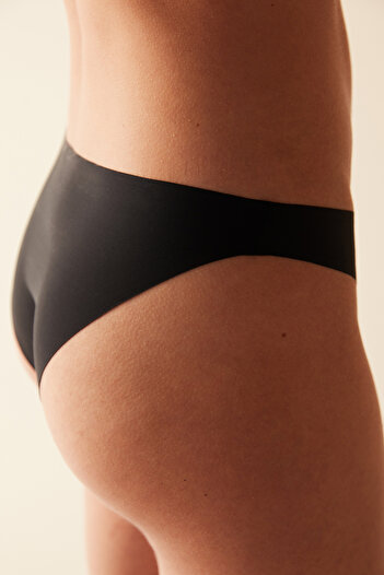 Penti #Oblique Glattes schwarzes Slip-Höschen