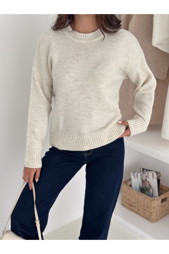 b buhari bykoc Crew Neck Plain Knit Sweater