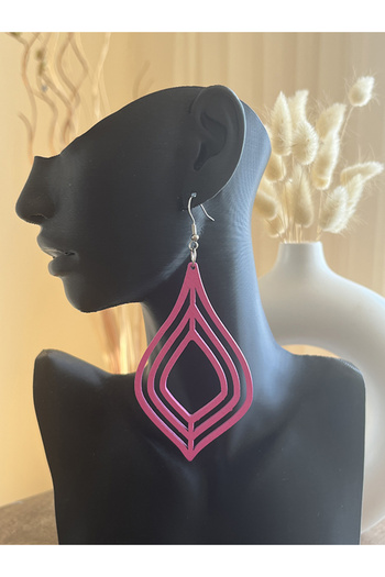 Büyük Hanım Wood Carved Motif Pink Dangle Style Earrings