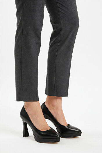 AYAKMOD Black Thin Long Women's Heeled Shoes 448206 Z