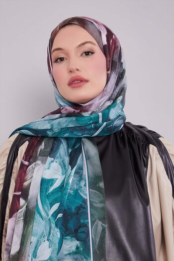Levidor Green Mixed Leaf Pattern Indian Silk Shawl