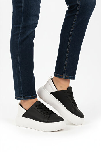 AYAKMOD Black and White Thick Sole Lace-Up Unisex Sports Shoes Oz-03 Z