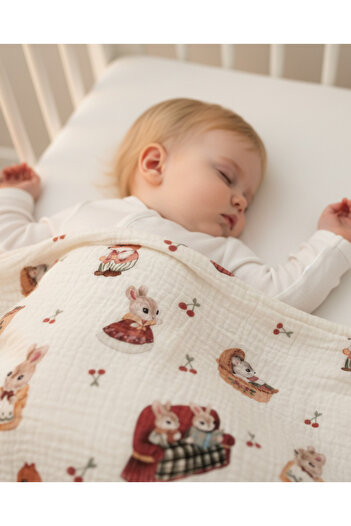 Zezig Cute Fam Red Muslin Blanket