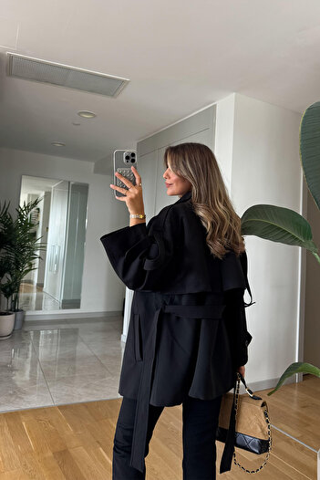 MANMARK Kadın Oversize Trençkot Kemerli Kuşaklı Düğmeli Şık Rahat Günlük Kombin İlkbahar Sonbahar Trençkot