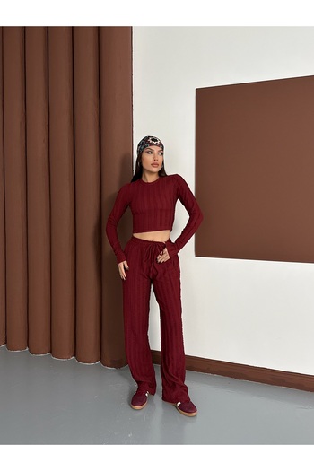 LE CARAMBOLE Women's Burgundy Finger-Tied Ruffle Fabric Top and Bottom Set