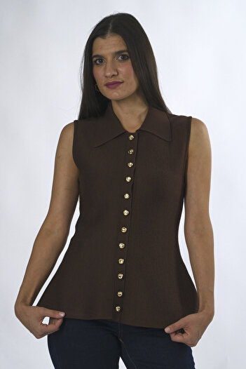 ABBRA Women's Flared 12 Button Knit Vest