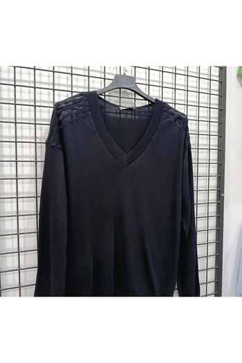 Butik Şans Omzu Tulle Detailed V-Neck Knitwear Blouse