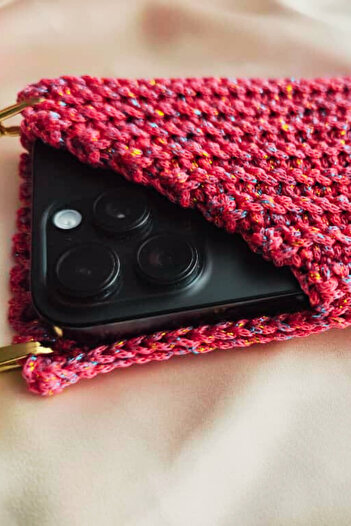 BB BİBUTİKSHOP Handmade Knitted Strap Phone Bag – Stylish and Practical Crossbody Bag Accessory