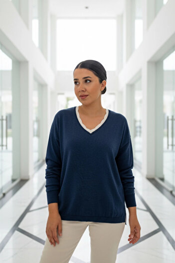 Bİ.GİYSEN Women's Navy Blue V-Neck Collar Double Color Cotton Knit Lycra Thin Knitwear Buluz