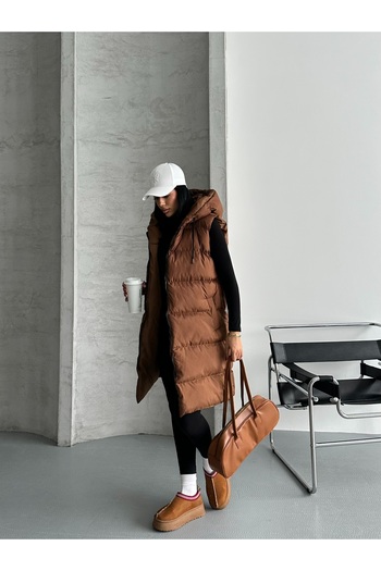 Fashionbox Women's Gel Padding Hooded Zipper Long Puffer Vest 25111