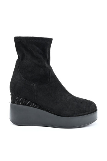 Tmall Women's ankle boots, made of -leather, with platform, fur lining, BD1017, black
